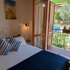 I Tre Poeti Italy